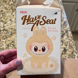 LABUBU Have a Seat - DADA